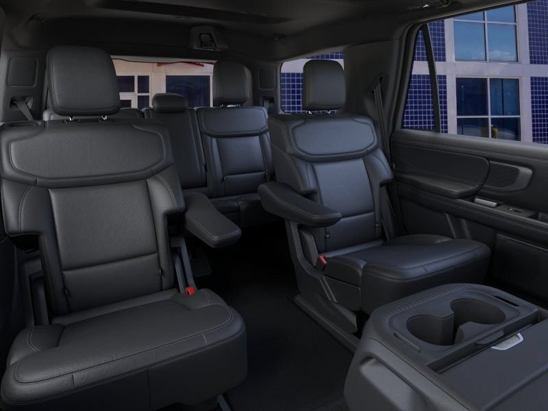 New 2026 Ford Expedition Platinum w/ Stealth Appearance Package AWD/4WD image 12