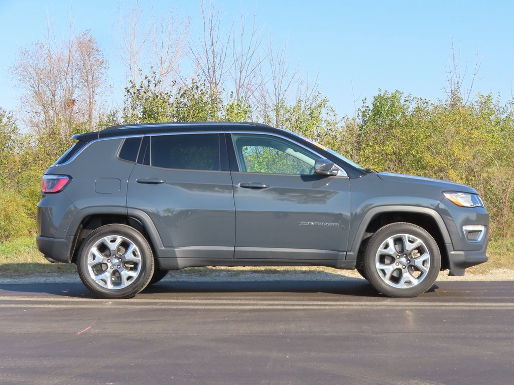 Used 2018 Jeep Compass Limited w/ Navigation Group image 2