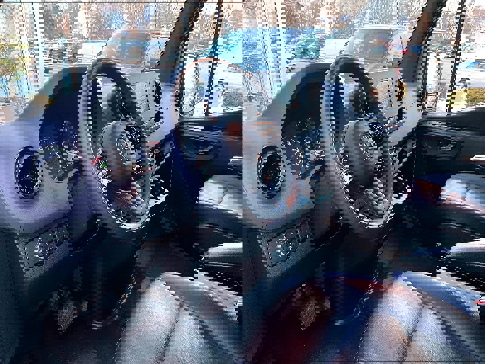 Used 2024 Mercedes-Benz Sprinter 2500 image 8