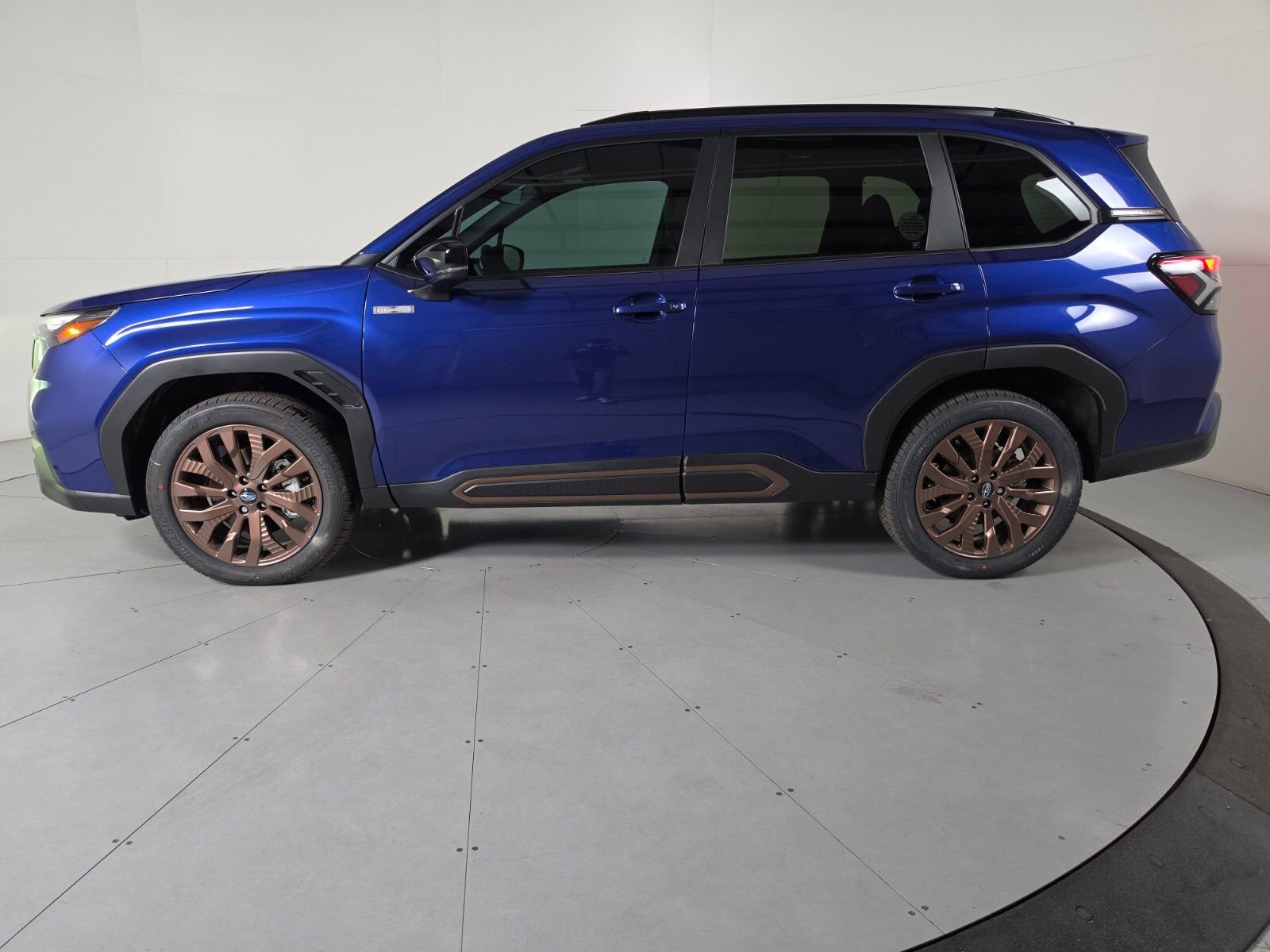 New 2026 Subaru Forester Touring AWD/4WD image 2