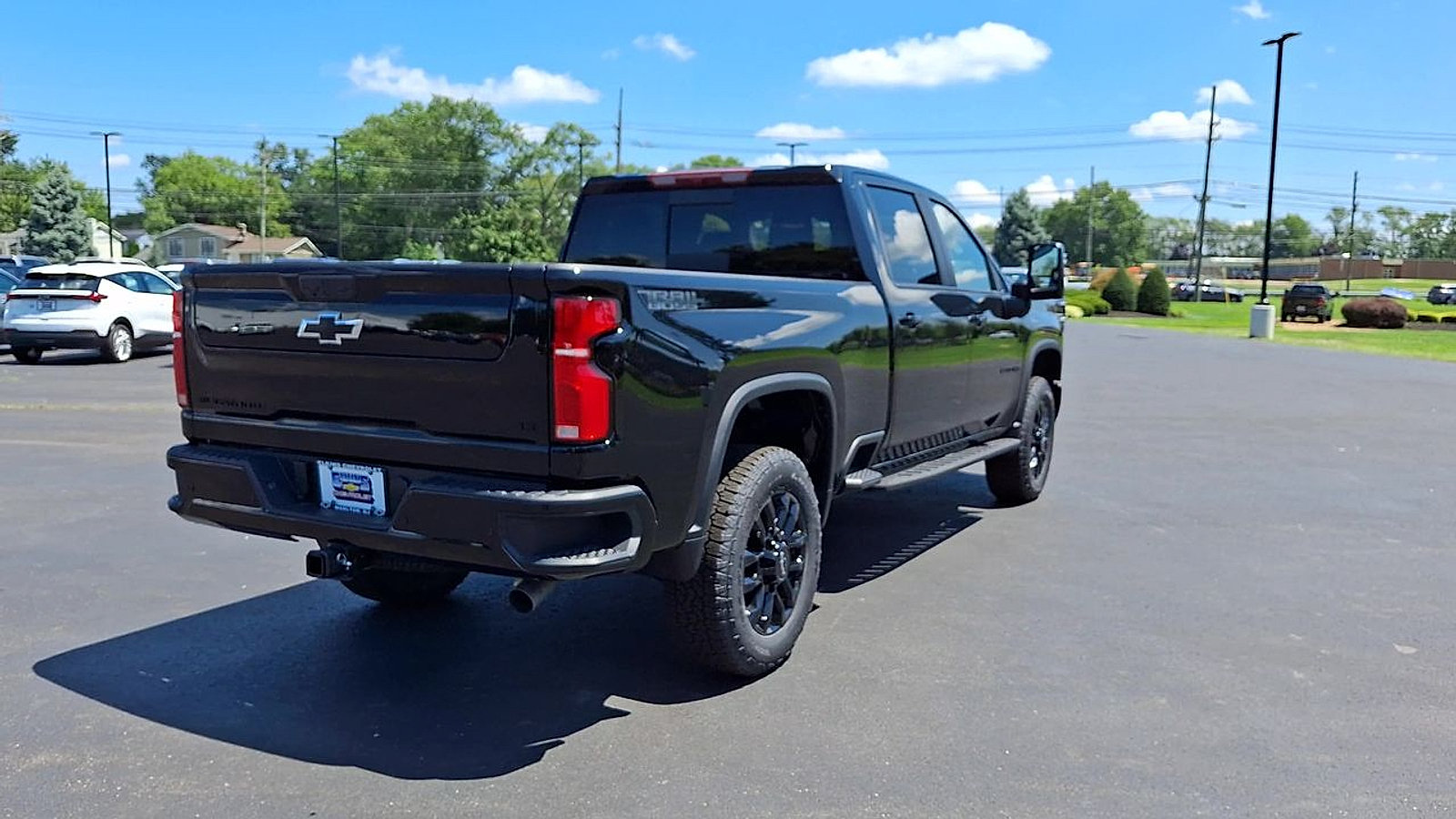 New 2026 Chevrolet Silverado 2500 LT w/ Trail Boss Package AWD/4WD image 2