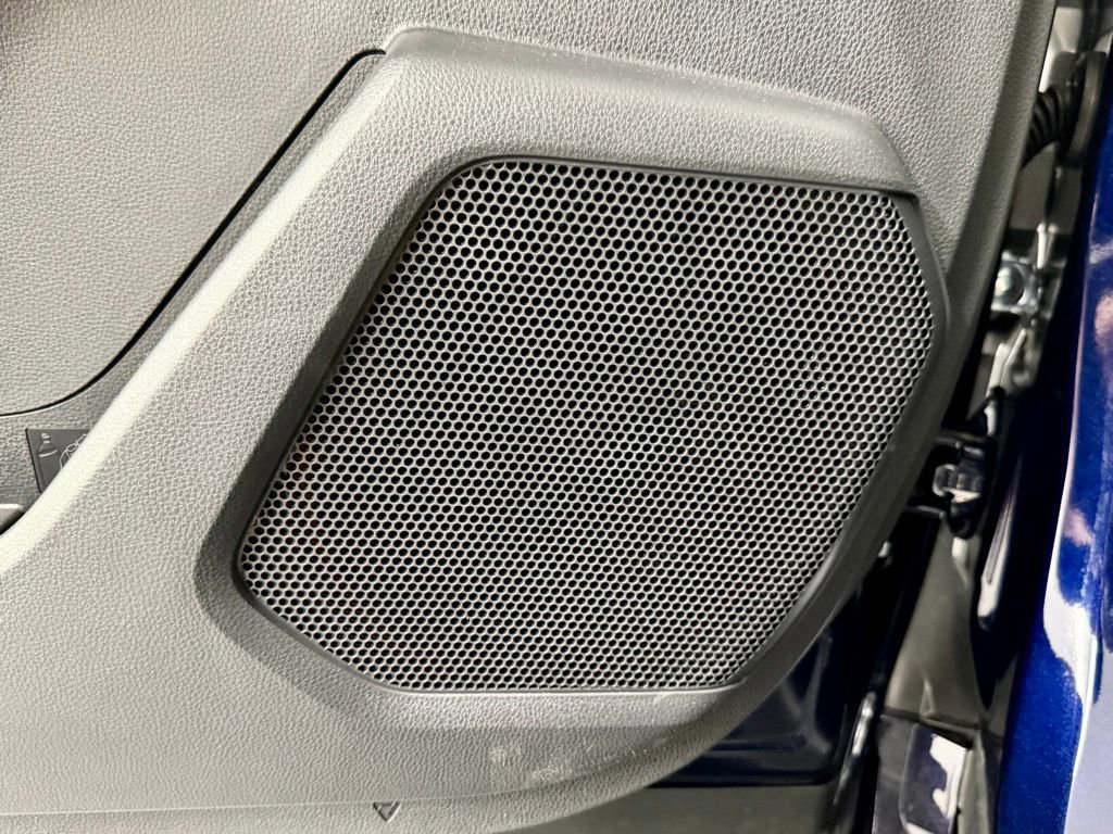 Used 2026 Toyota Highlander Platinum image 19