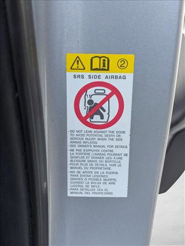 Used 2018 Toyota RAV4 LE image 18