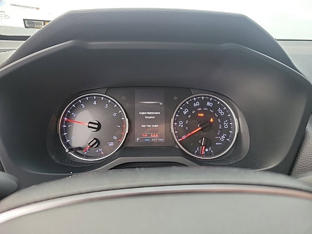 Used 2019 Toyota RAV4 XLE Premium FWD image 12