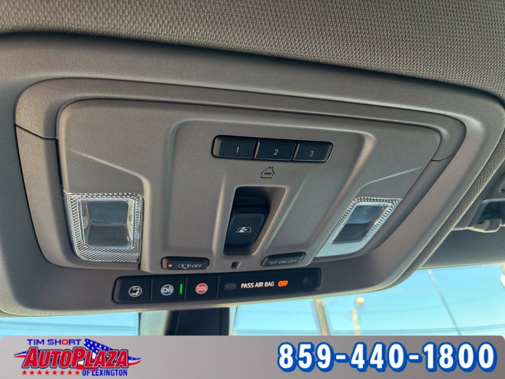 Used 2022 Chevrolet Silverado 1500 Limited LTZ AWD/4WD image 34