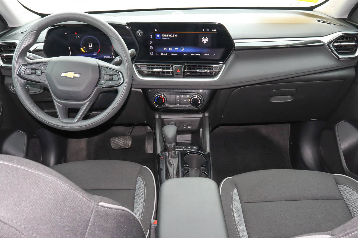 Used 2025 Chevrolet TrailBlazer LT AWD/4WD image 10