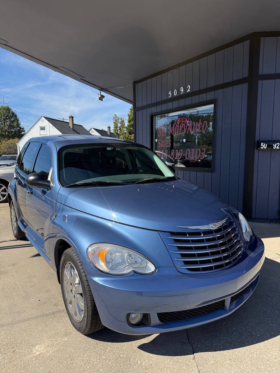 Used 2007 Chrysler PT Cruiser Limited w/ Chrome Accents Group FWD image 1