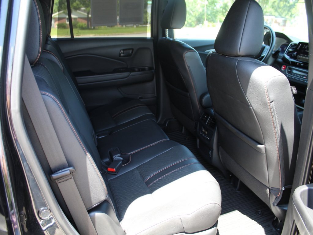 Used 2022 Honda Pilot TrailSport image 13
