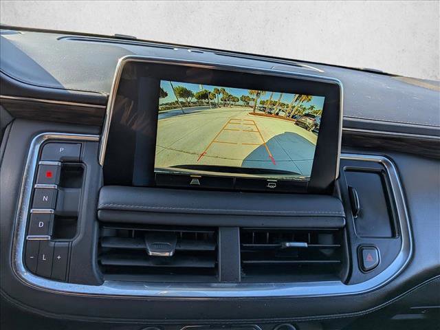 Used 2022 Chevrolet Suburban Z71 image 13