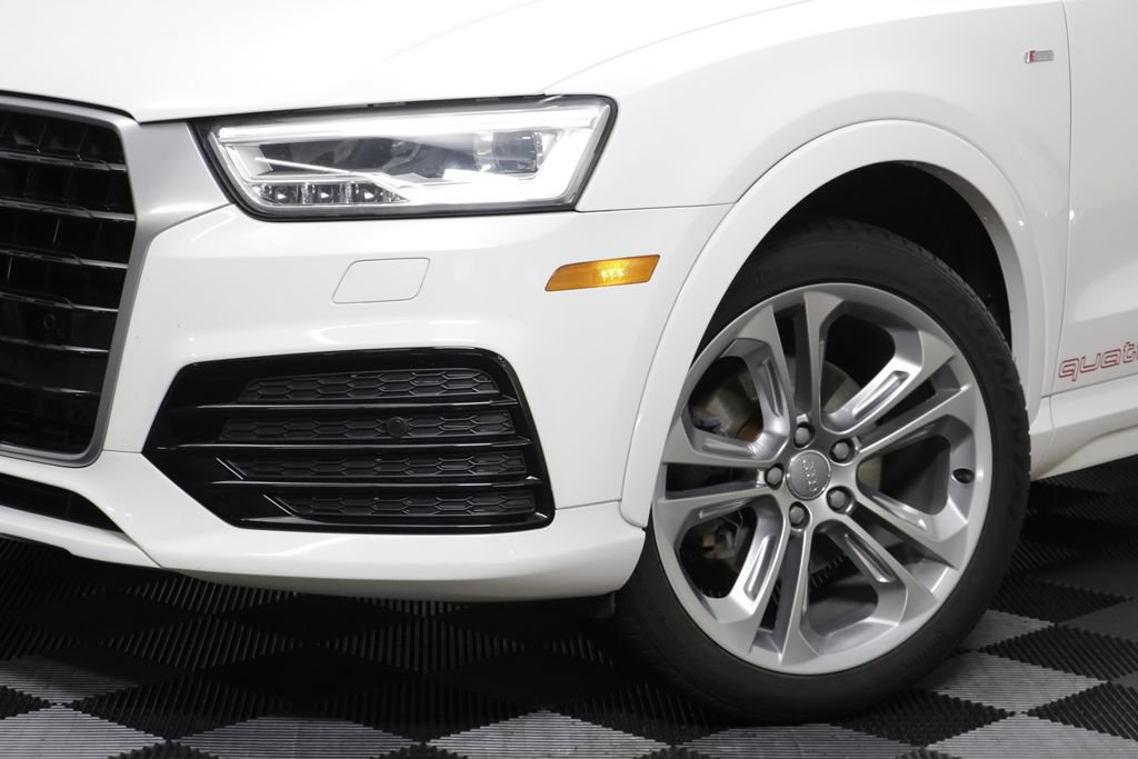 Used 2018 Audi Q3 2.0T Premium Plus w/ Premium Plus Package AWD/4WD image 3