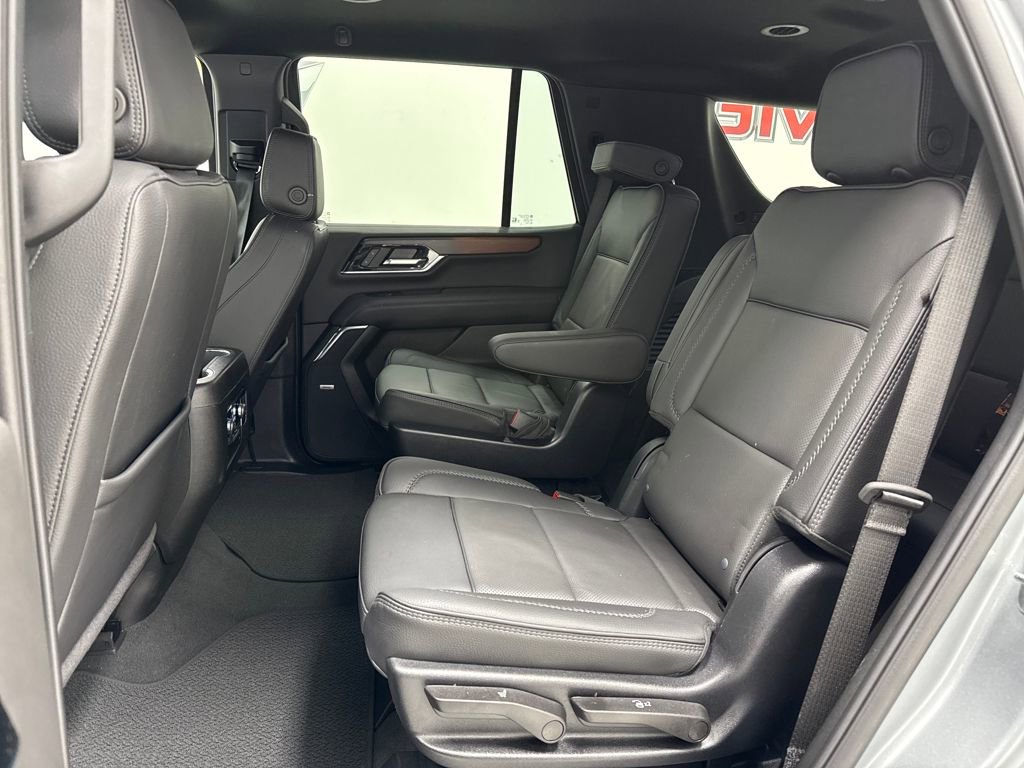 Used 2025 GMC Yukon Denali image 19