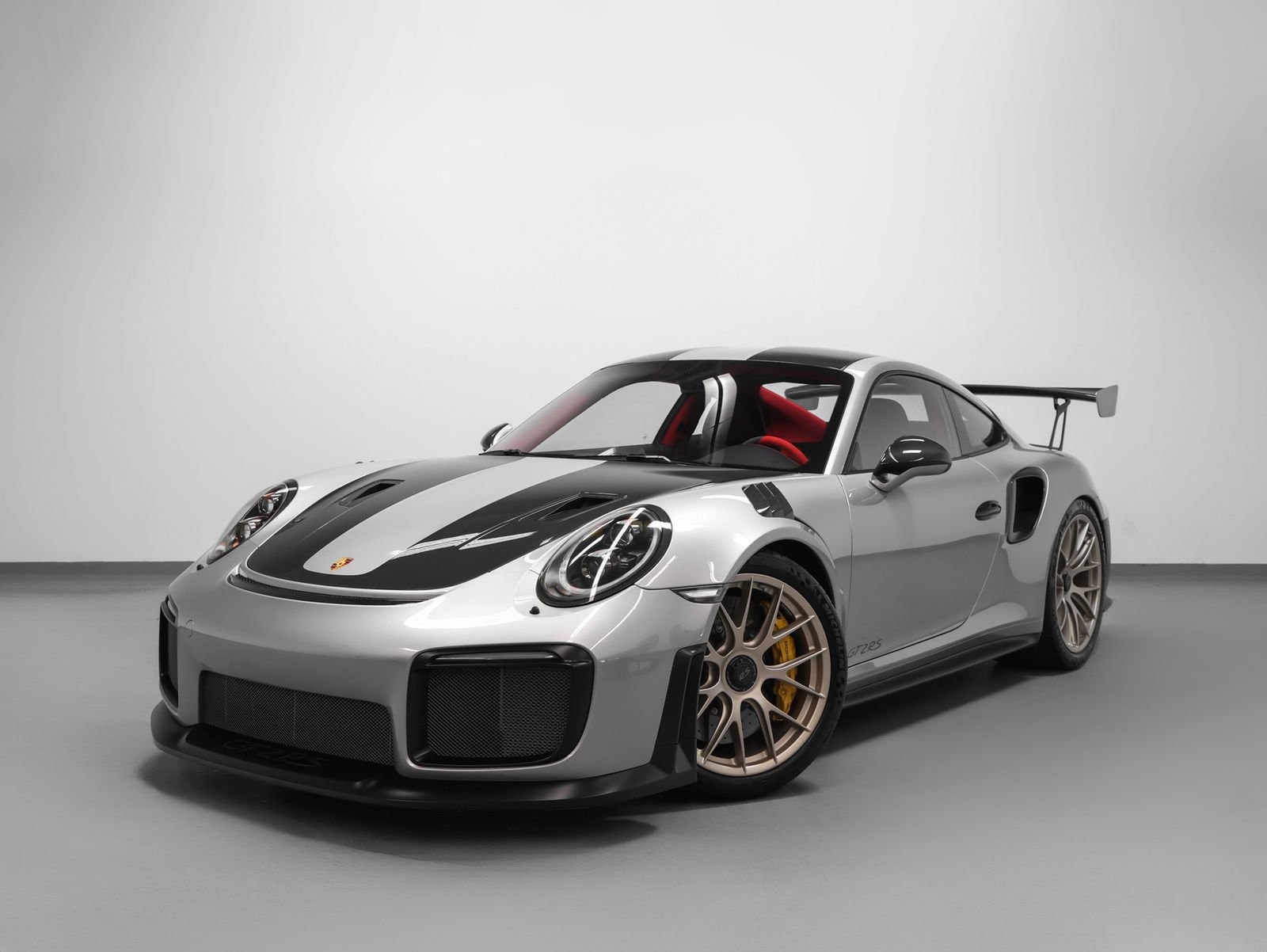 Certified 2018 Porsche 911 GT2 RS RWD image 1