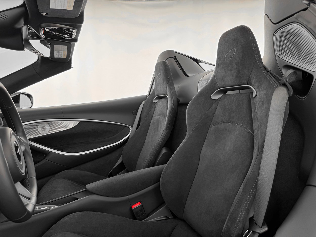 New 2026 McLaren Artura Spider image 15