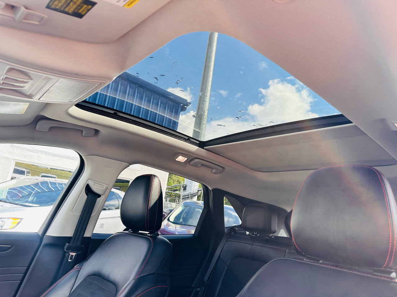 Used 2022 Ford Escape SEL w/ SEL Stealth AWD Package image 31