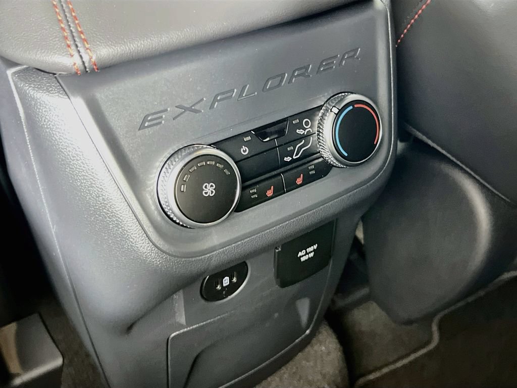 New 2026 Ford Explorer ST-Line w/ ST-Line Street Pack AWD/4WD image 31