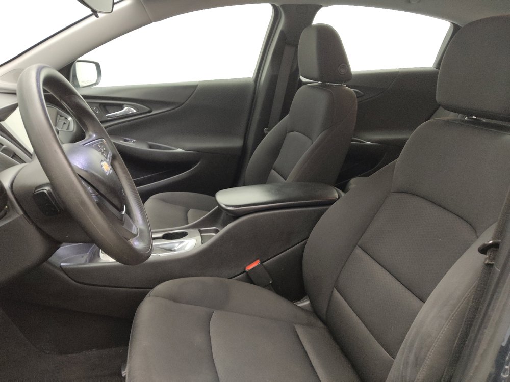 Used 2020 Chevrolet Malibu LS image 17