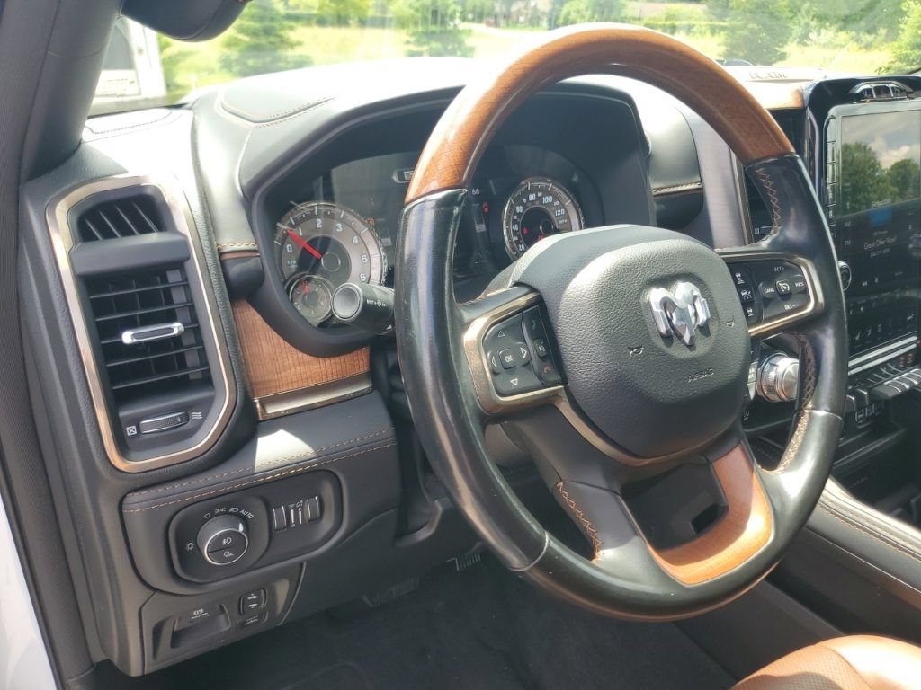 Used 2021 RAM 1500 Limited AWD/4WD image 9