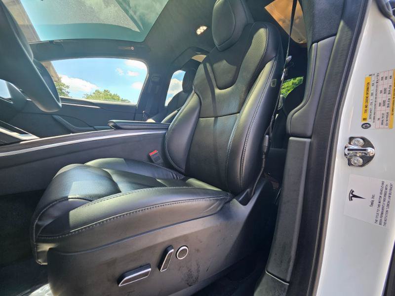 Used 2023 Tesla Model X AWD/4WD image 35