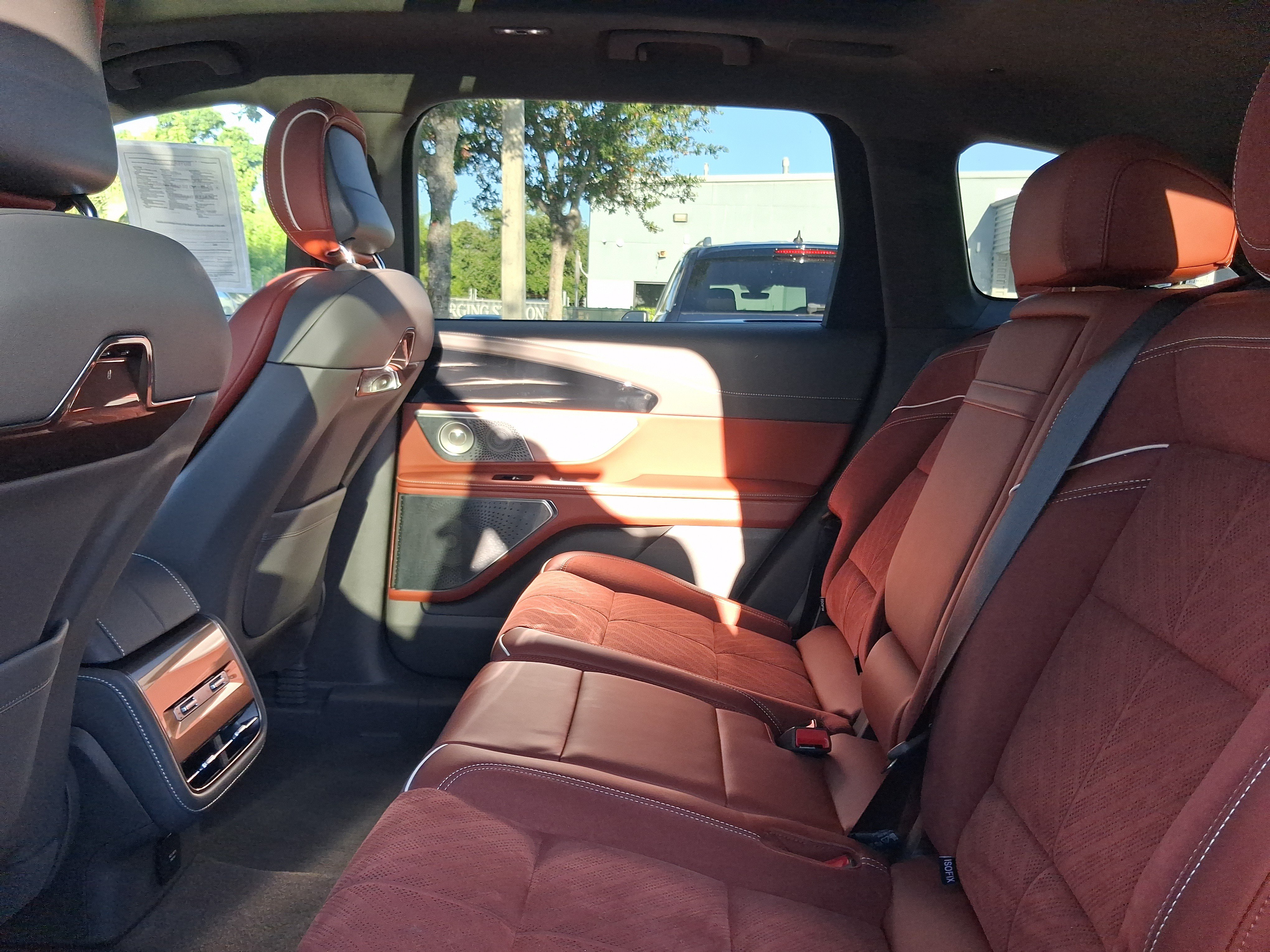 Certified 2024 Lincoln Nautilus Black Label w/ Jet Appearance Package (87T) AWD/4WD image 6