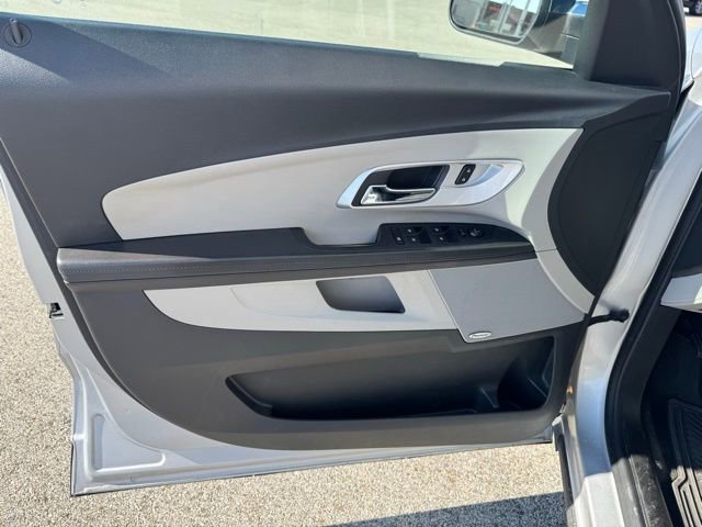 Used 2017 Chevrolet Equinox Premier w/ Enhanced Convenience Package image 19