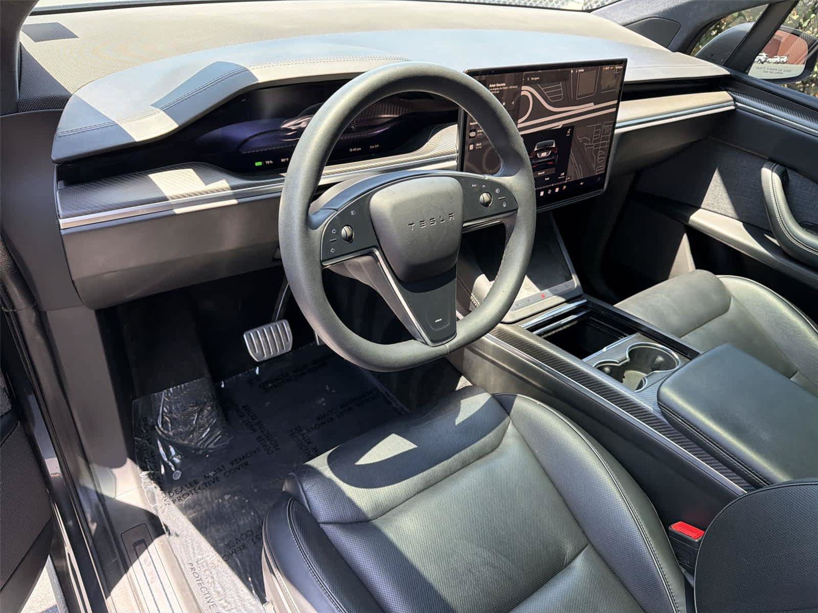 Used 2023 Tesla Model X Plaid AWD/4WD image 2