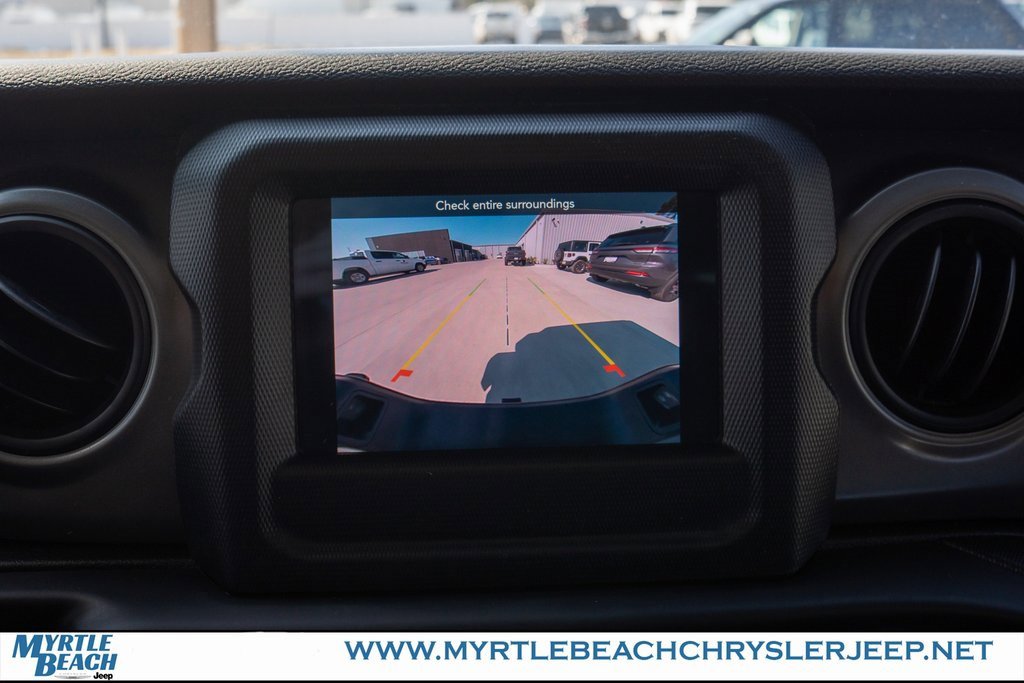 Used 2023 Jeep Gladiator Sport image 20