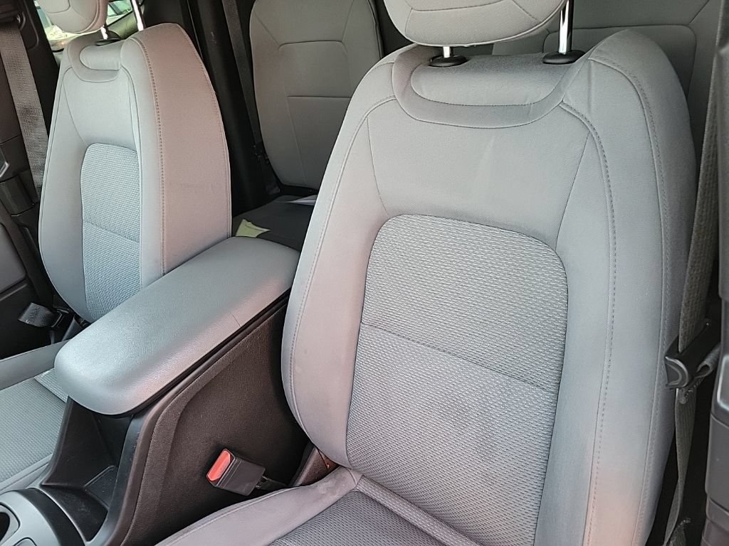 Used 2017 GMC Canyon W/T RWD image 12