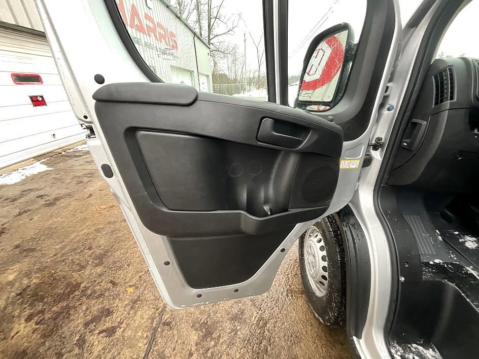 New 2026 RAM ProMaster 2500 w/ Convenience Group image 12