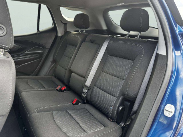 Used 2023 GMC Terrain SLE w/ Driver Convenience Package image 37