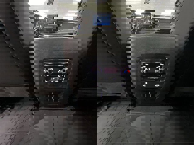 Used 2023 Chevrolet Suburban Z71 w/ Luxury Package image 21