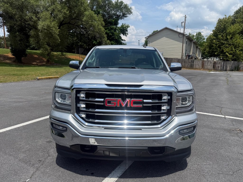 Used 2018 GMC Sierra 1500 SLT AWD/4WD image 2