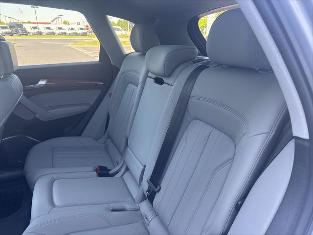 Used 2022 Audi Q5 2.0T Premium AWD/4WD image 42