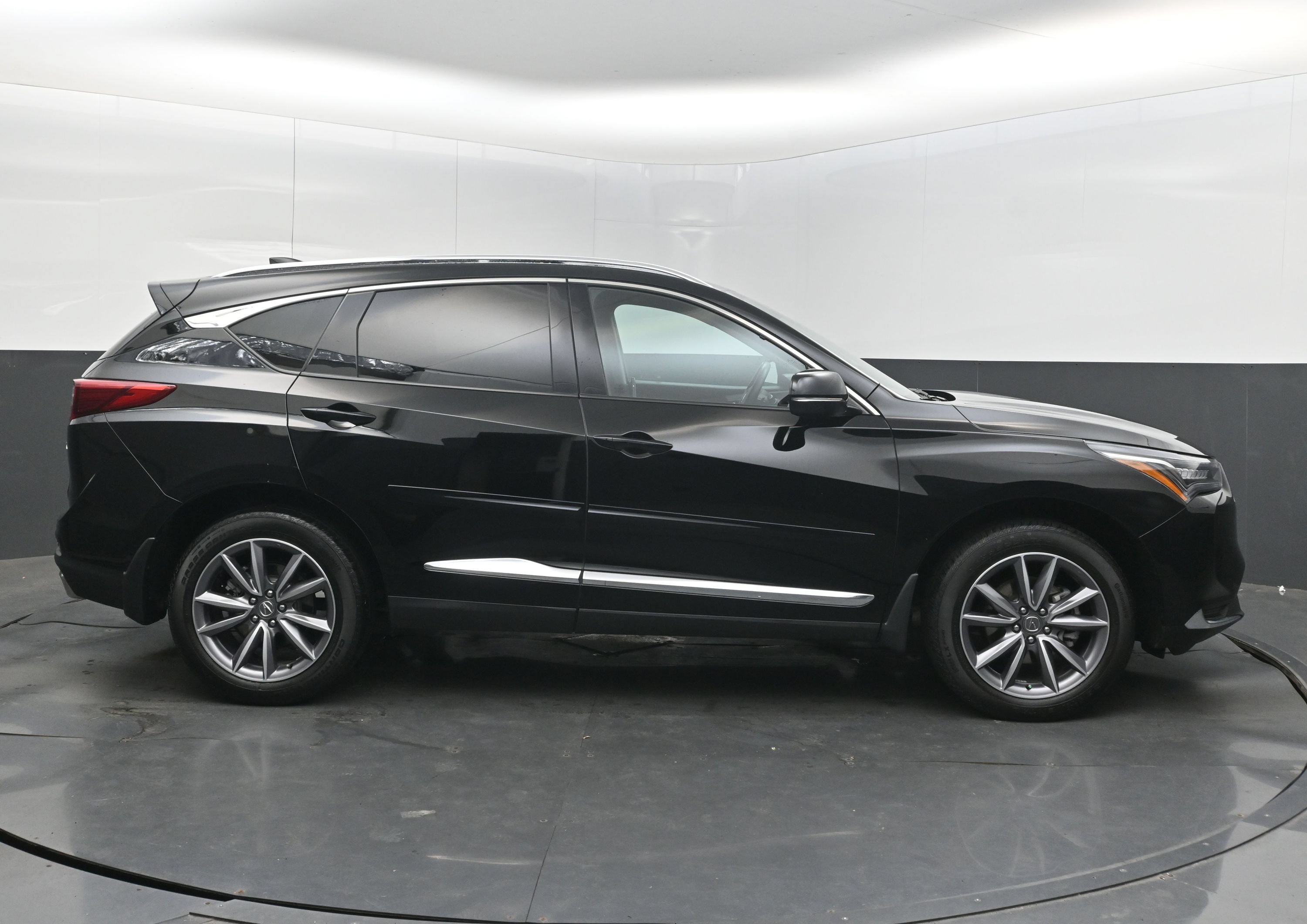 Used 2022 Acura RDX w/ Technology Package FWD image 10