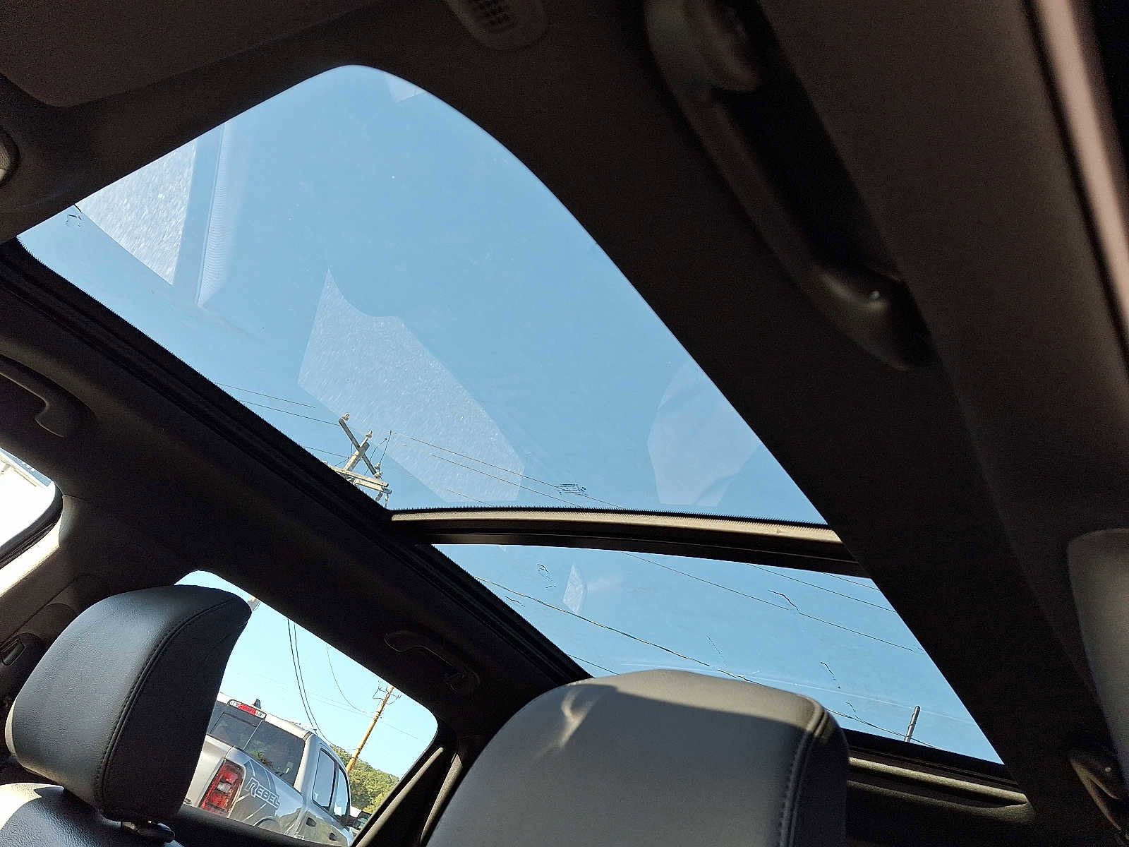 New 2026 Jeep Compass Limited w/ Sun, Sound & Navigation Group image 10