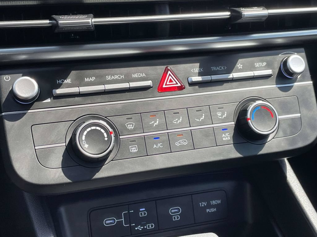 Certified 2026 Hyundai Tucson SE FWD image 19