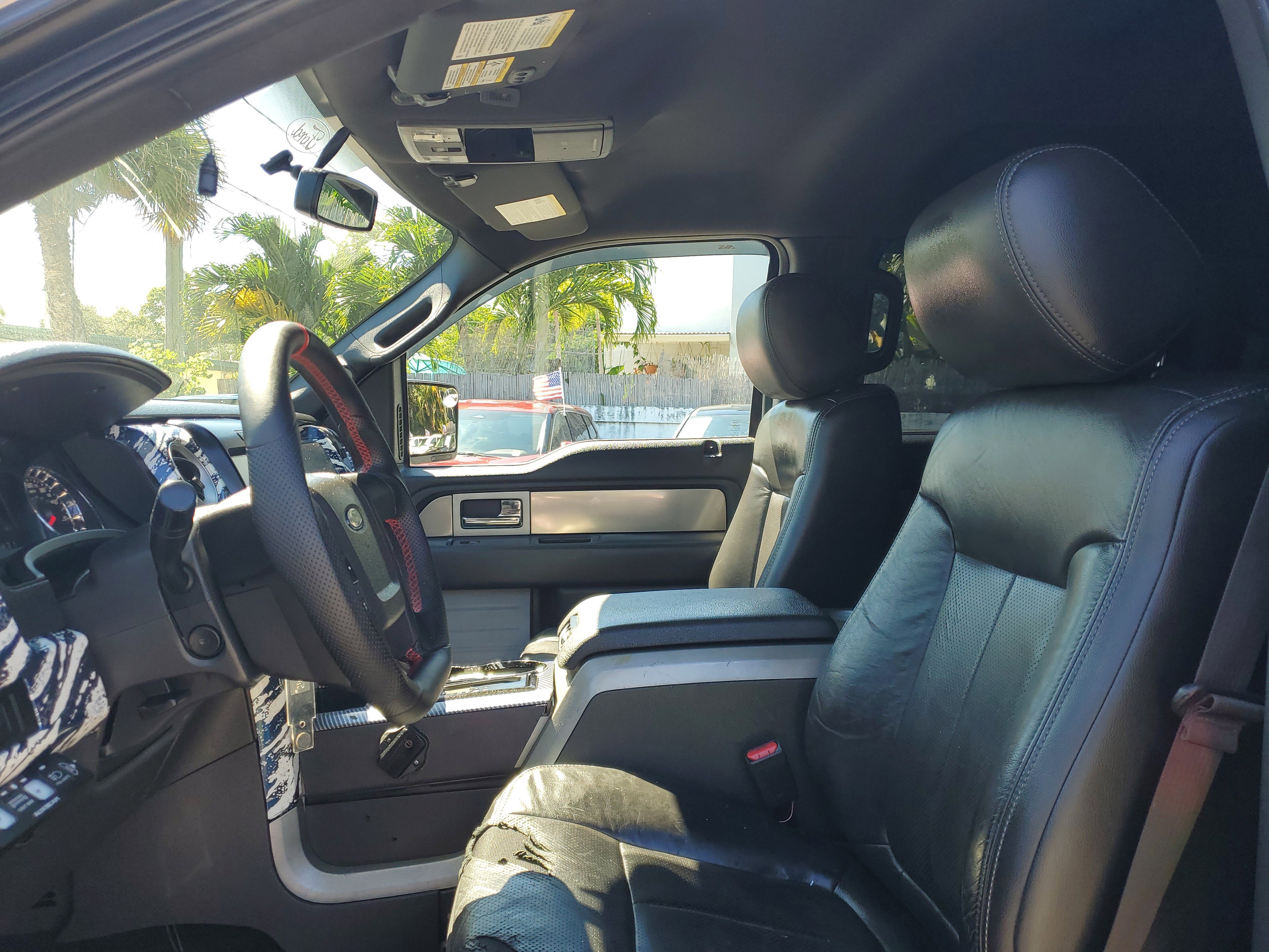 Used 2014 Ford F150 FX4 w/ Equipment Group 402A Luxury image 9