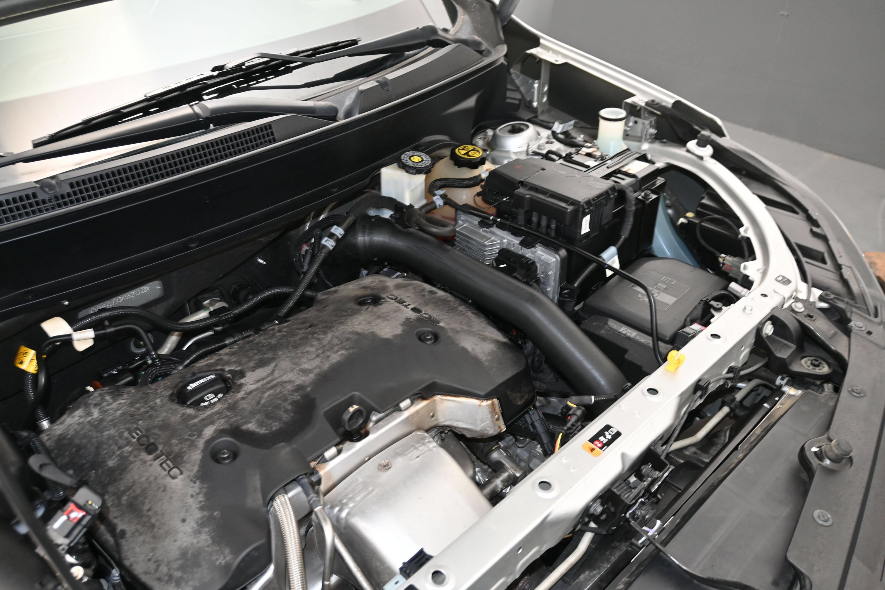 Used 2019 Chevrolet Equinox LT w/ Sun & Navigation Package FWD image 25