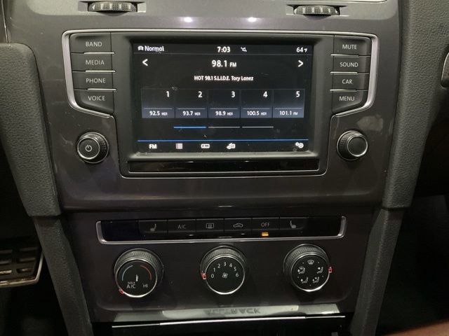 Used 2017 Volkswagen Golf Alltrack SE AWD/4WD image 13