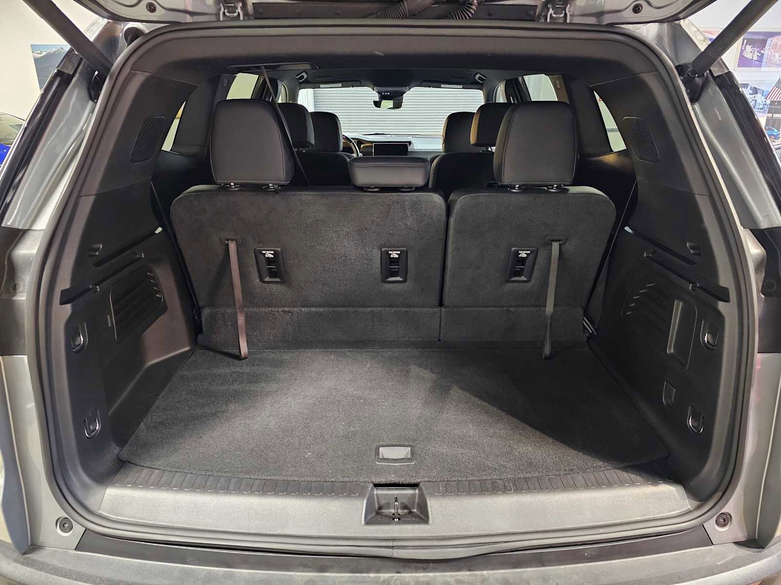 Used 2024 GMC Acadia AT4 w/ Super Cruise Package image 16