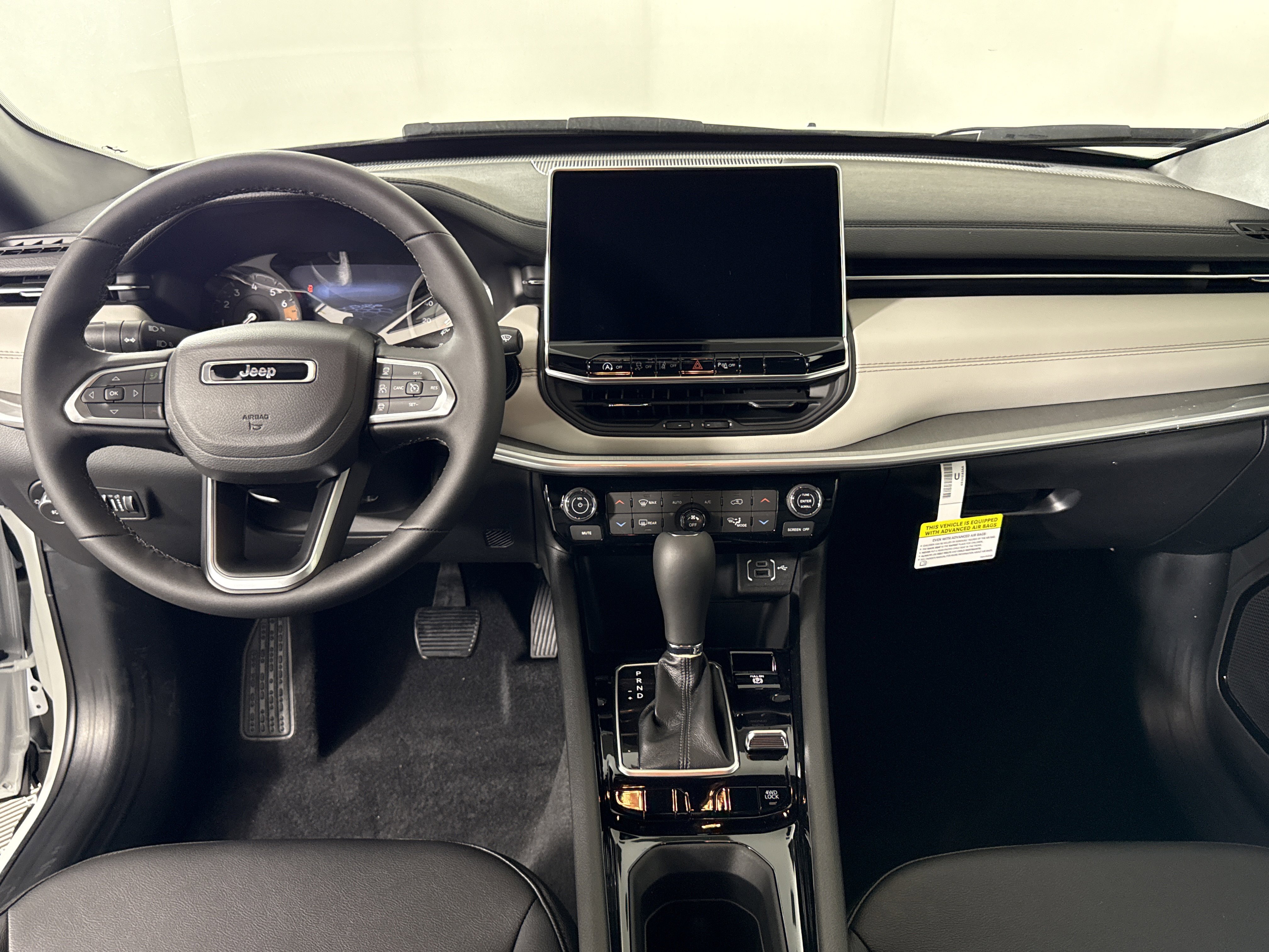 New 2026 Jeep Compass Limited image 12