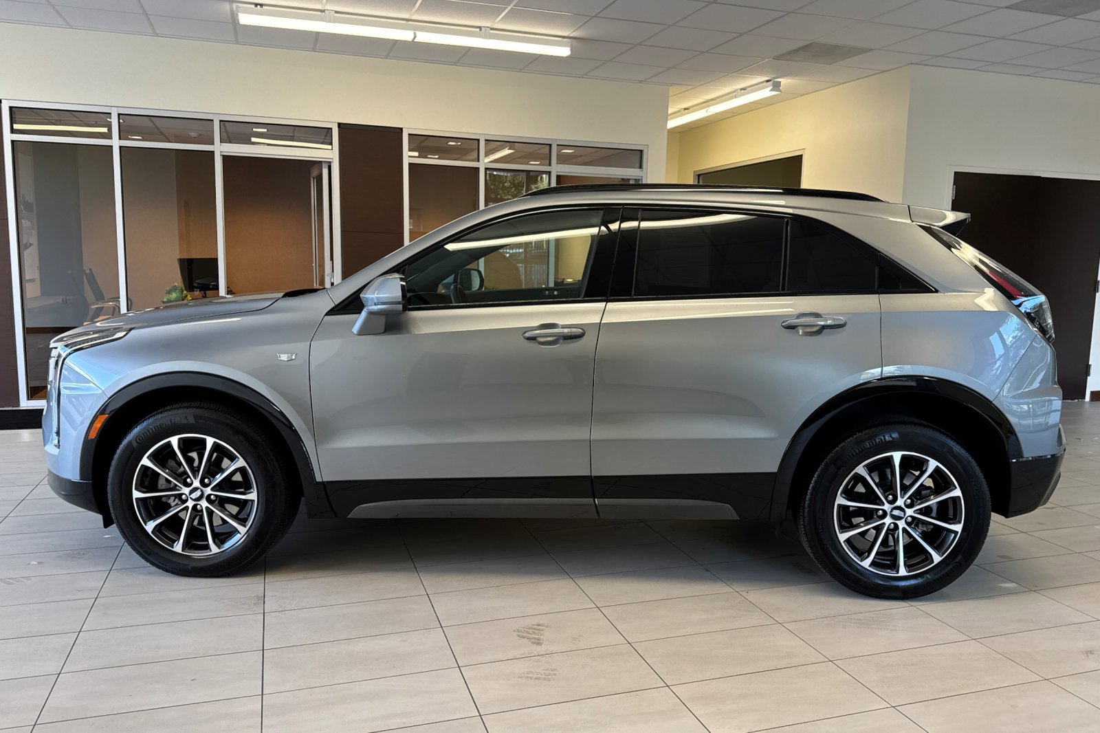 Used 2024 Cadillac XT4 Sport image 7