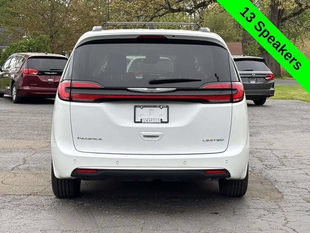 Used 2023 Chrysler Pacifica Limited FWD image 39