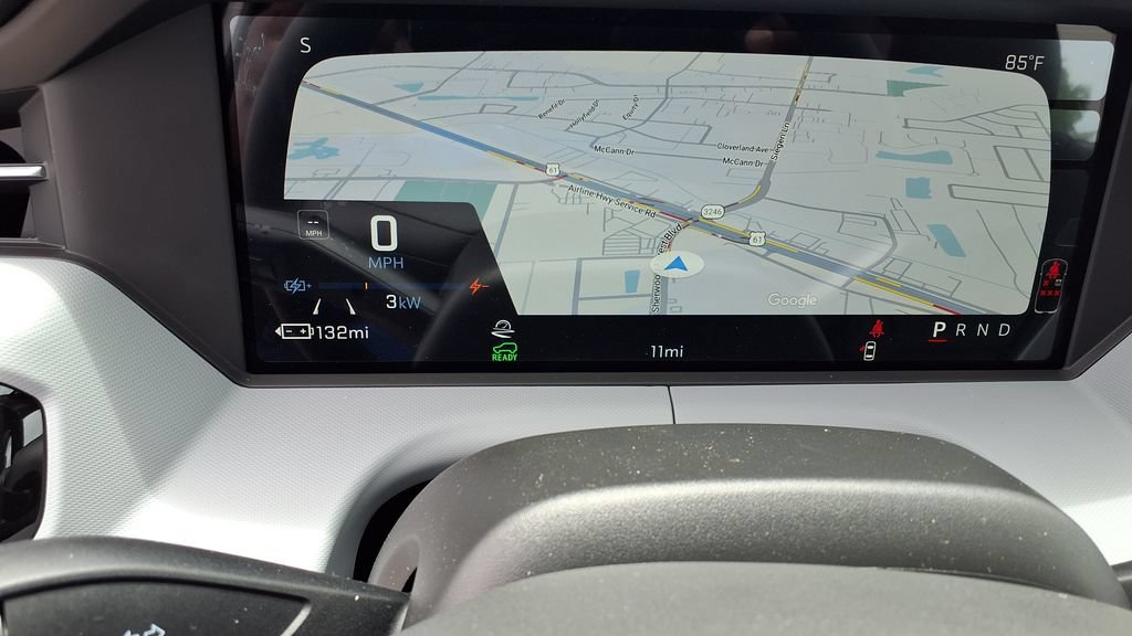 New 2027 Chevrolet Bolt RS w/ Technology Package FWD image 26