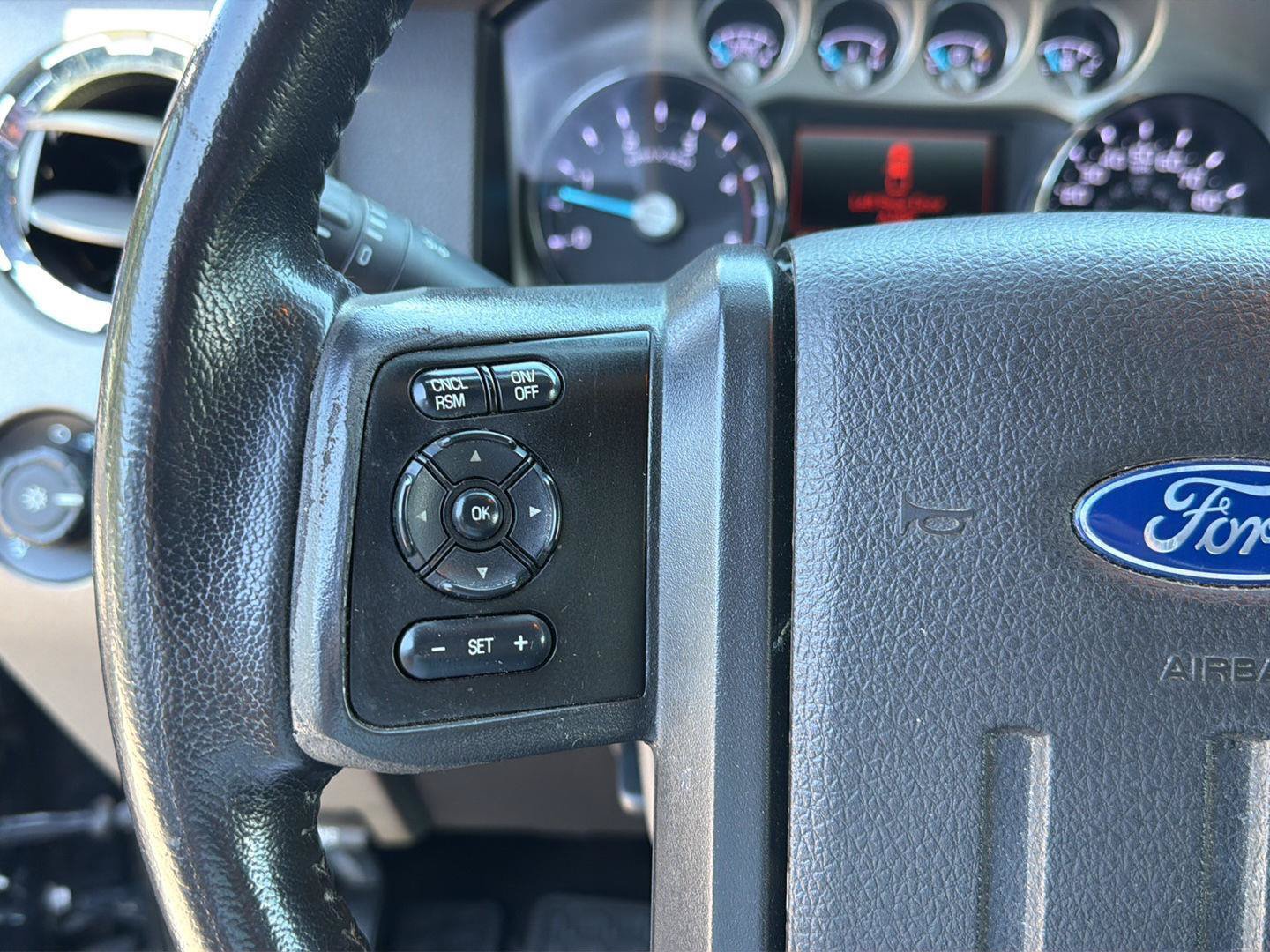 Used 2015 Ford F250 Lariat w/ Lariat Interior Package AWD/4WD image 20