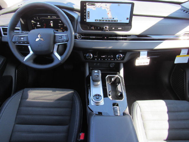 New 2026 Mitsubishi Outlander SE FWD image 16