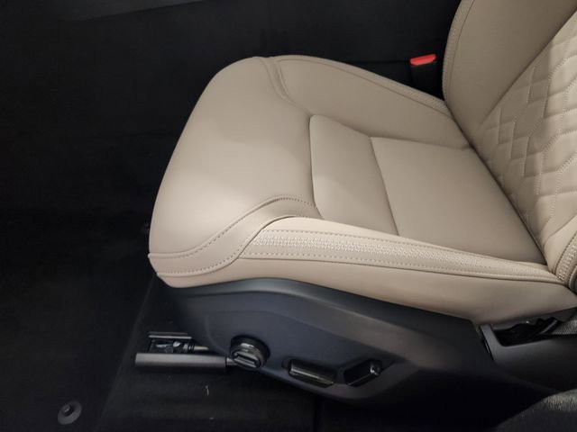 New 2026 Volvo XC60 T8 Plus w/ Protection Package Premier AWD/4WD image 25