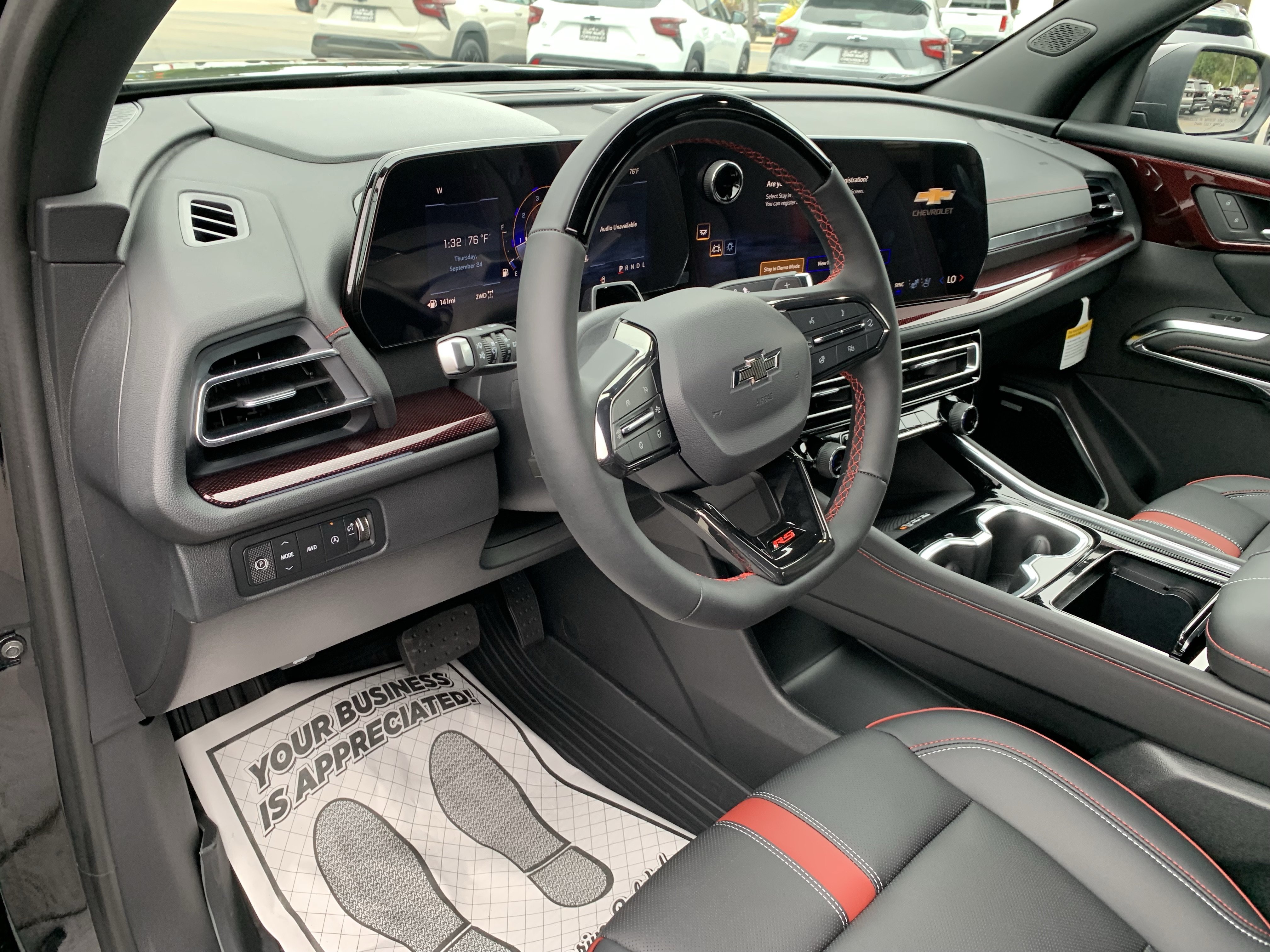 New 2027 Chevrolet Traverse RS AWD/4WD image 13
