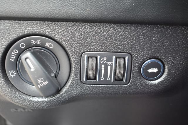 Used 2022 Dodge Charger R/T w/ Plus Group RWD image 21