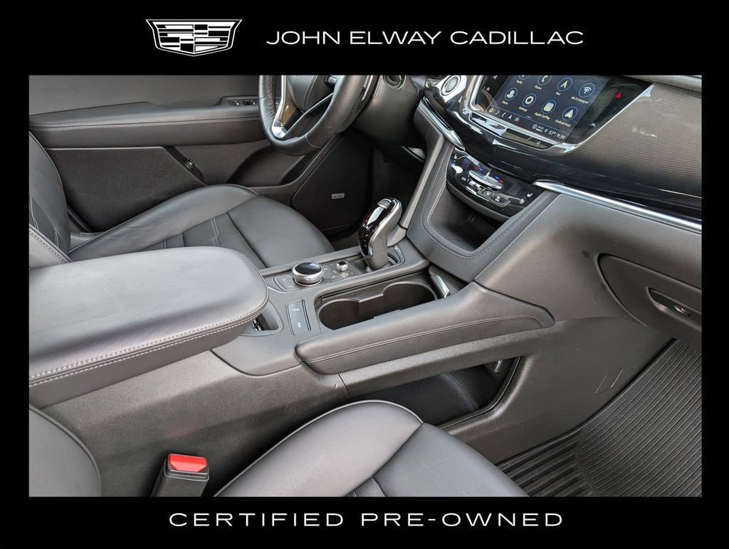 Certified 2024 Cadillac XT6 Sport w/ LPO, ONYX Package image 23