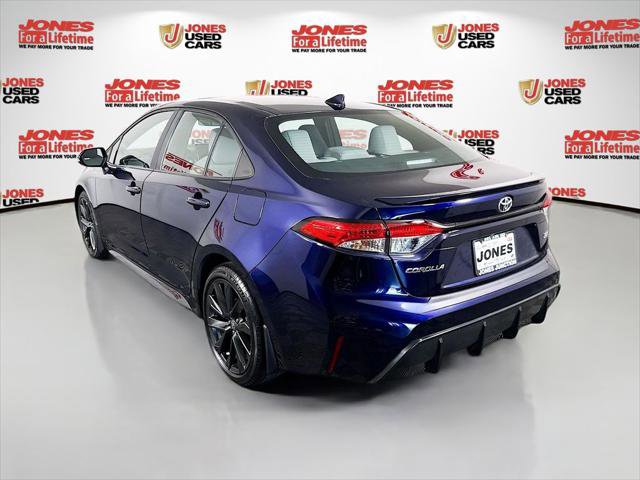 Certified 2023 Toyota Corolla SE w/ SE Premium Package FWD image 2